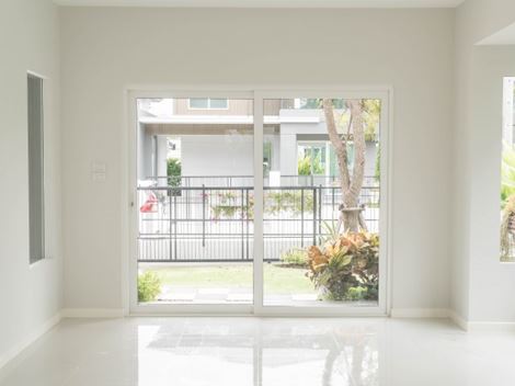 Quais ambientes colocar divisória de vidro?