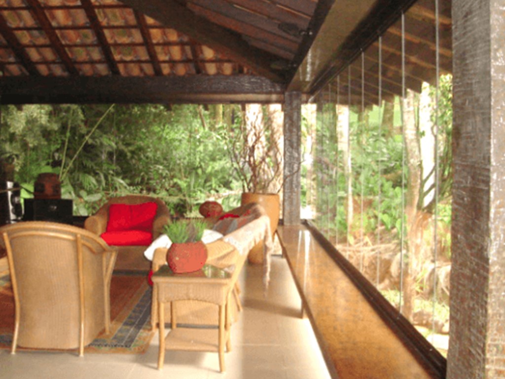 Dicas de como decorar sua varanda envidraçada