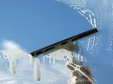 Aprenda como limpar seus vidros