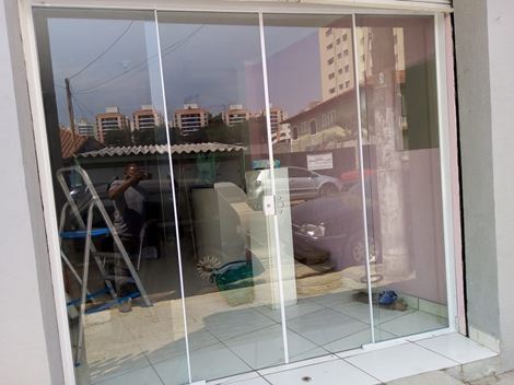 Vitrine em Vidro para Comércios na Vila Madalena
